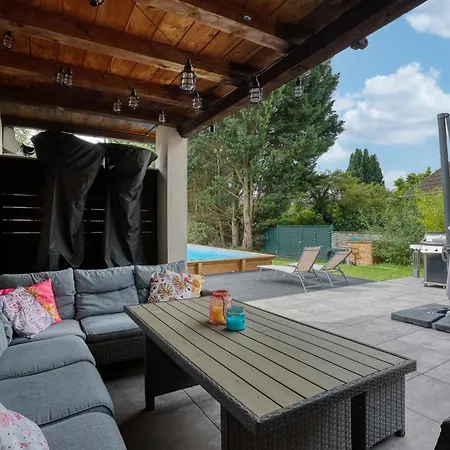 Jolie Villa, 300 M2, Grand Jardin Βίλα *